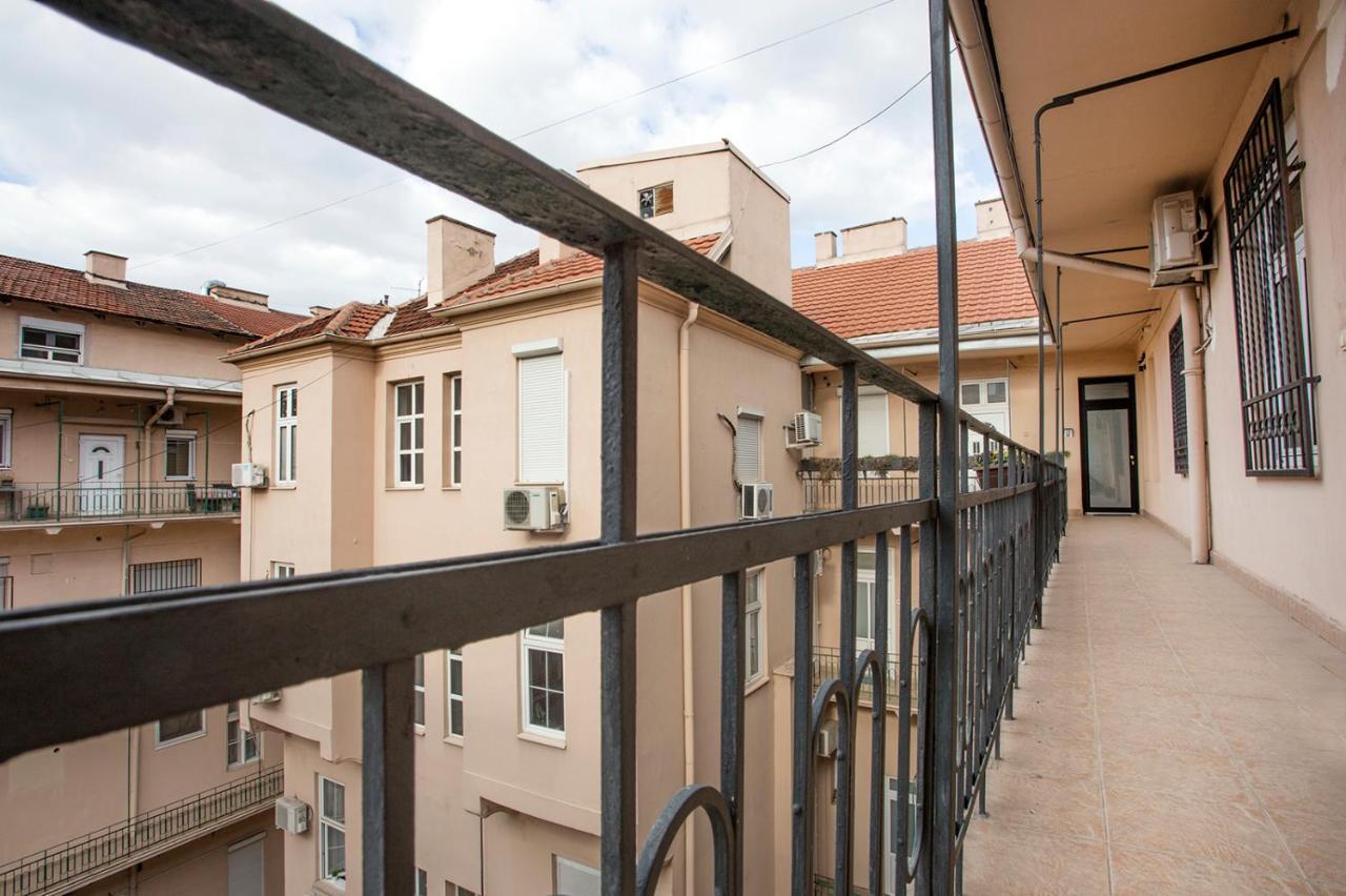 Atomic 1 Apartment Белград Екстериор снимка