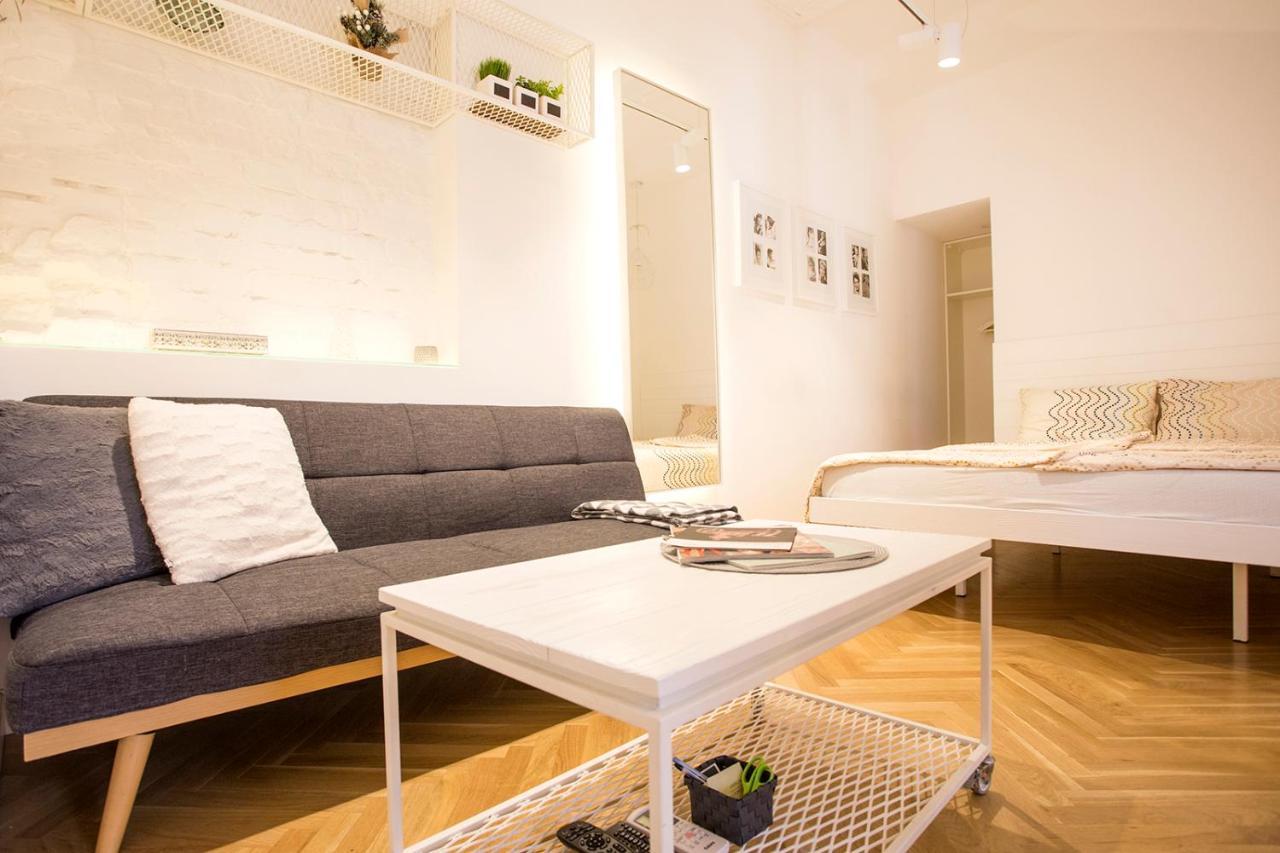 Atomic 1 Apartment Белград Екстериор снимка